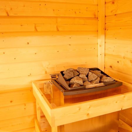 Wellness Mitten In Der Wasserfallstadt Triberg Triberg im Schwarzwald Eksteriør bilde