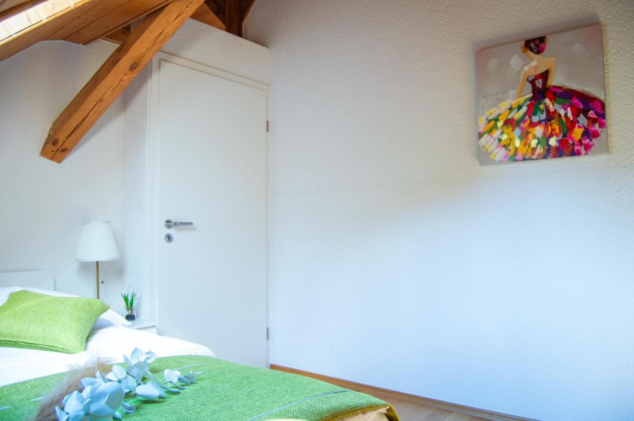 Wellness Mitten In Der Wasserfallstadt Triberg Triberg im Schwarzwald Eksteriør bilde