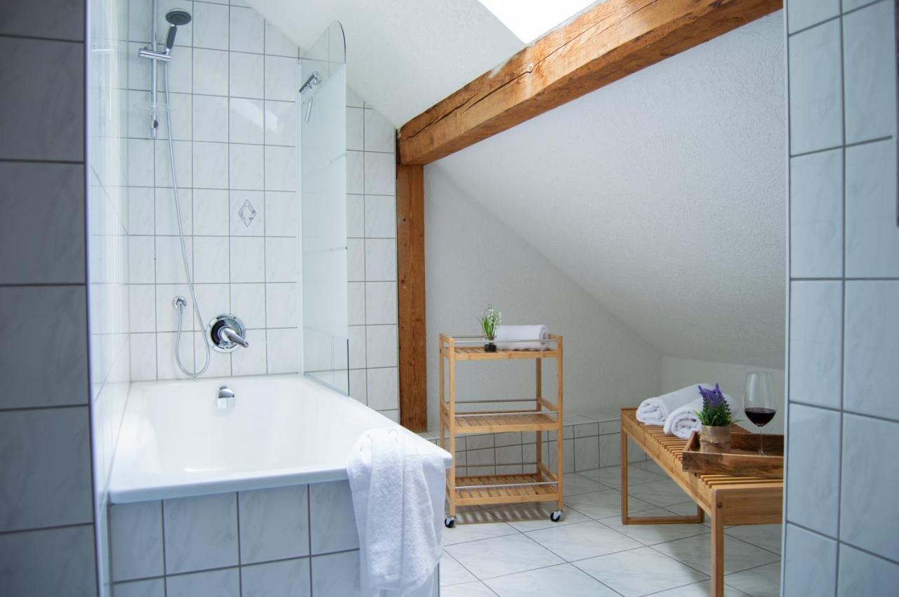 Wellness Mitten In Der Wasserfallstadt Triberg Triberg im Schwarzwald Eksteriør bilde